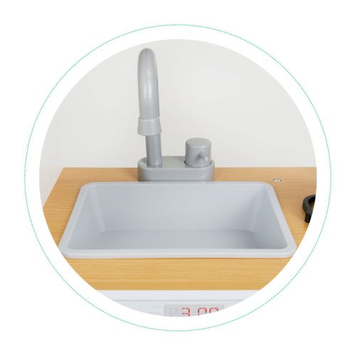 Fa gyerekkonyha fényekkel edényekkel