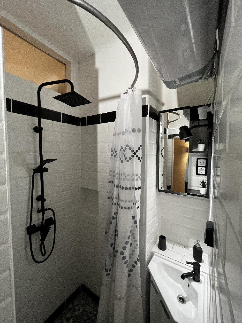 Mamba mosdó csaptelep magas