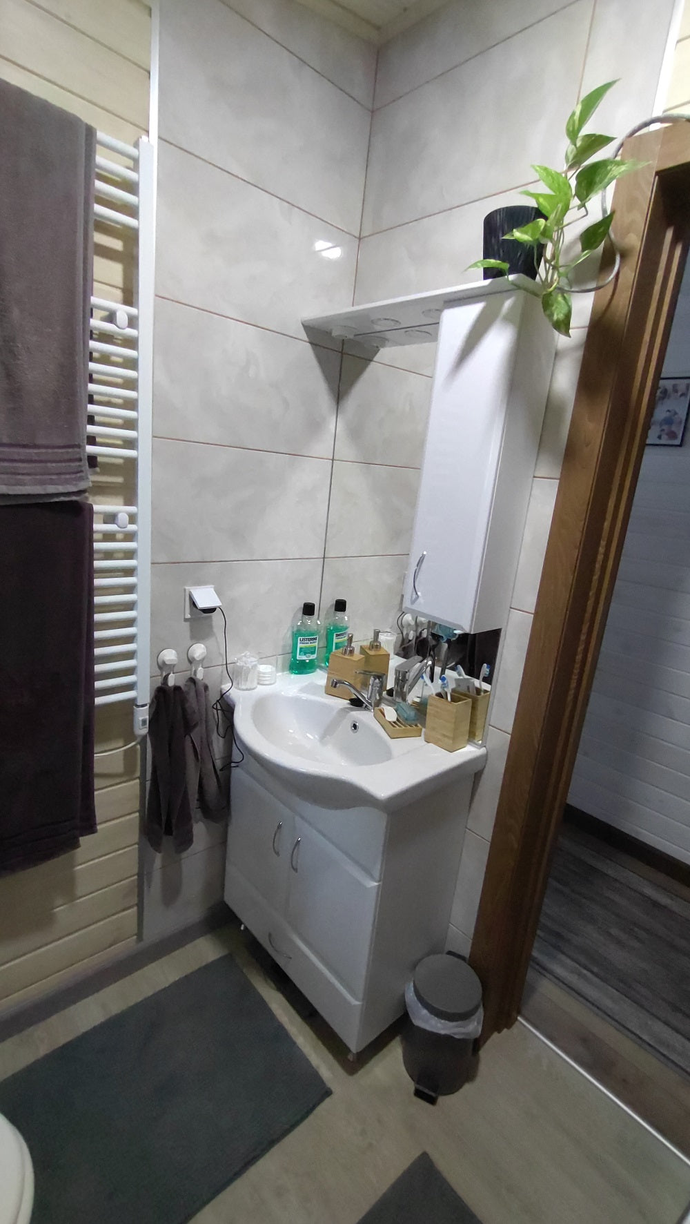 Bianca Plus 65 komplett fürdőszobabútor, aida dió színben, jobbos nyitási irány