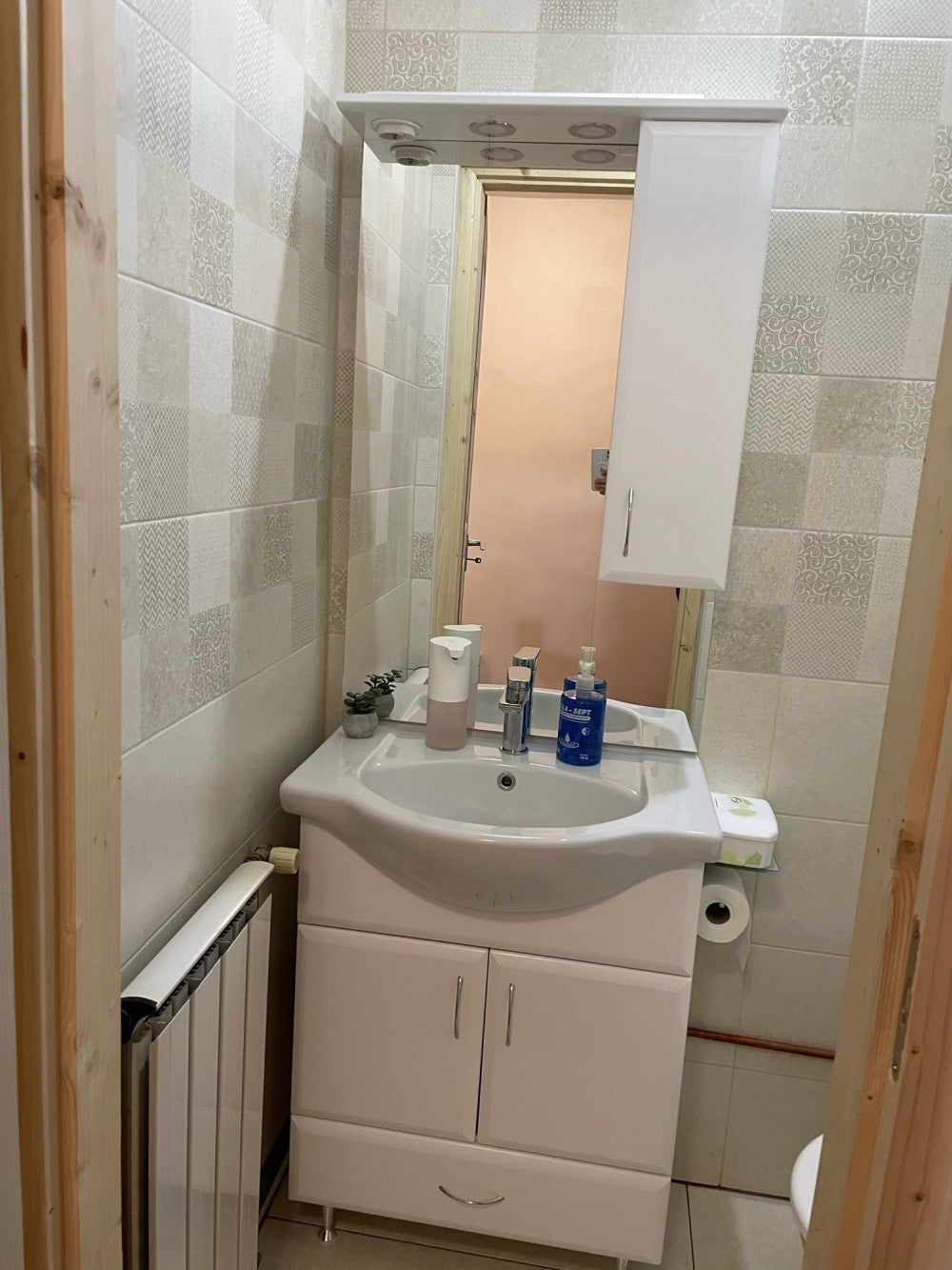 Bianca Plus 65 komplett fürdőszobabútor, aida dió színben, jobbos nyitási irány