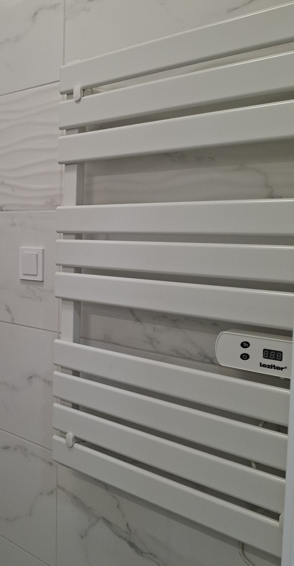 Elektromos törölközőszárító radiátor 500W fehér