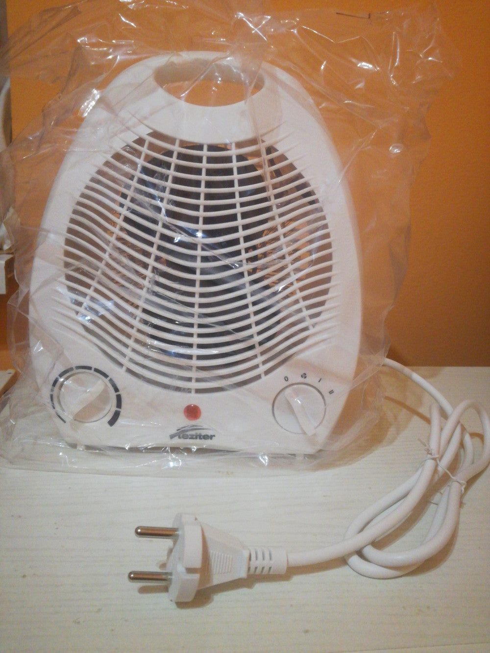 Strom elektromos hősugárzó 1000W/2000W