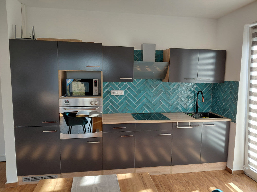 Yorki 330 konyhabútor alulfagyasztós hűtős kivitelben