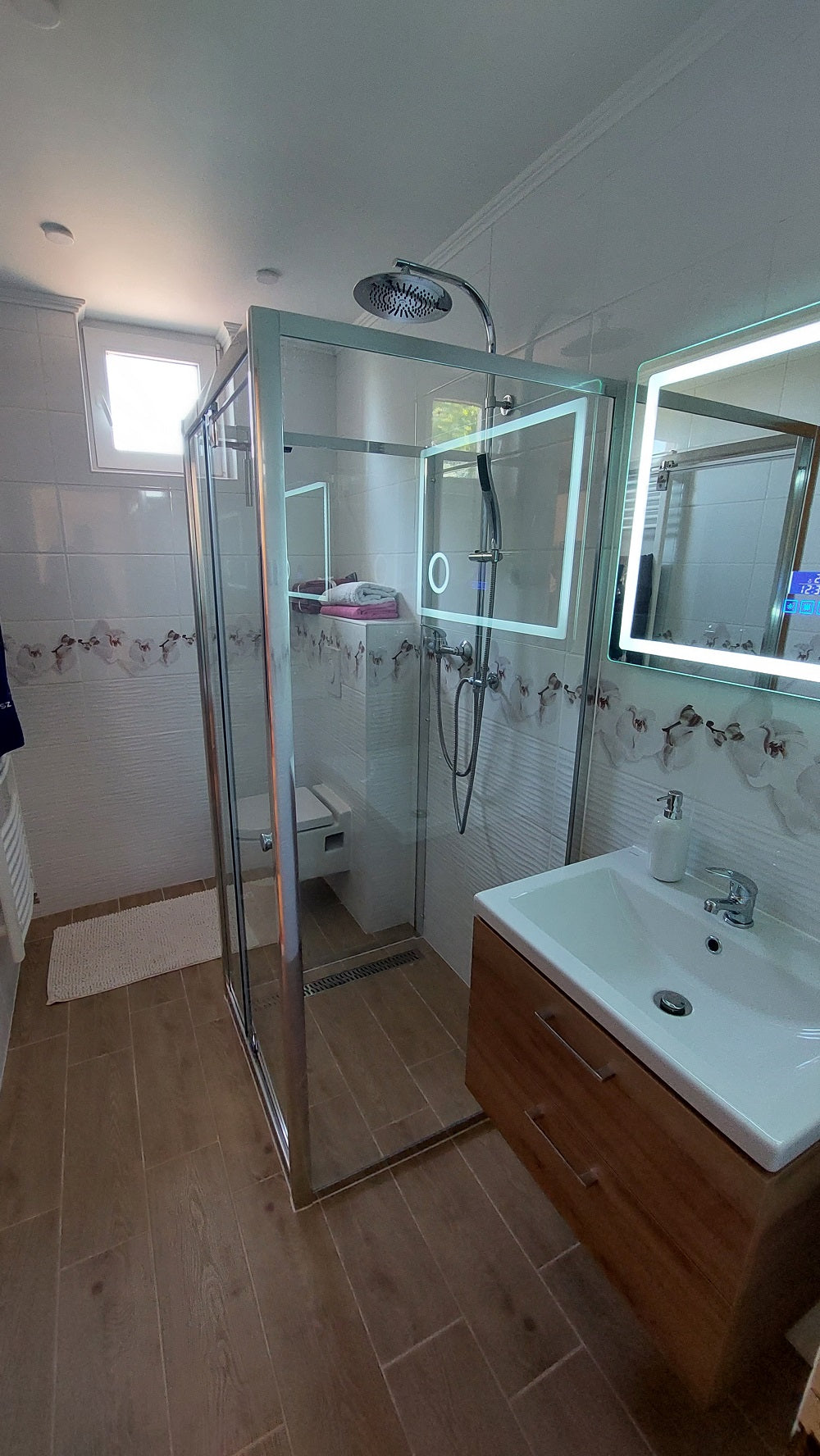 Flexi 80x80 cm falsíkra szerelhető szögletes zuhanykabin zuhanytálca nélkül fekete