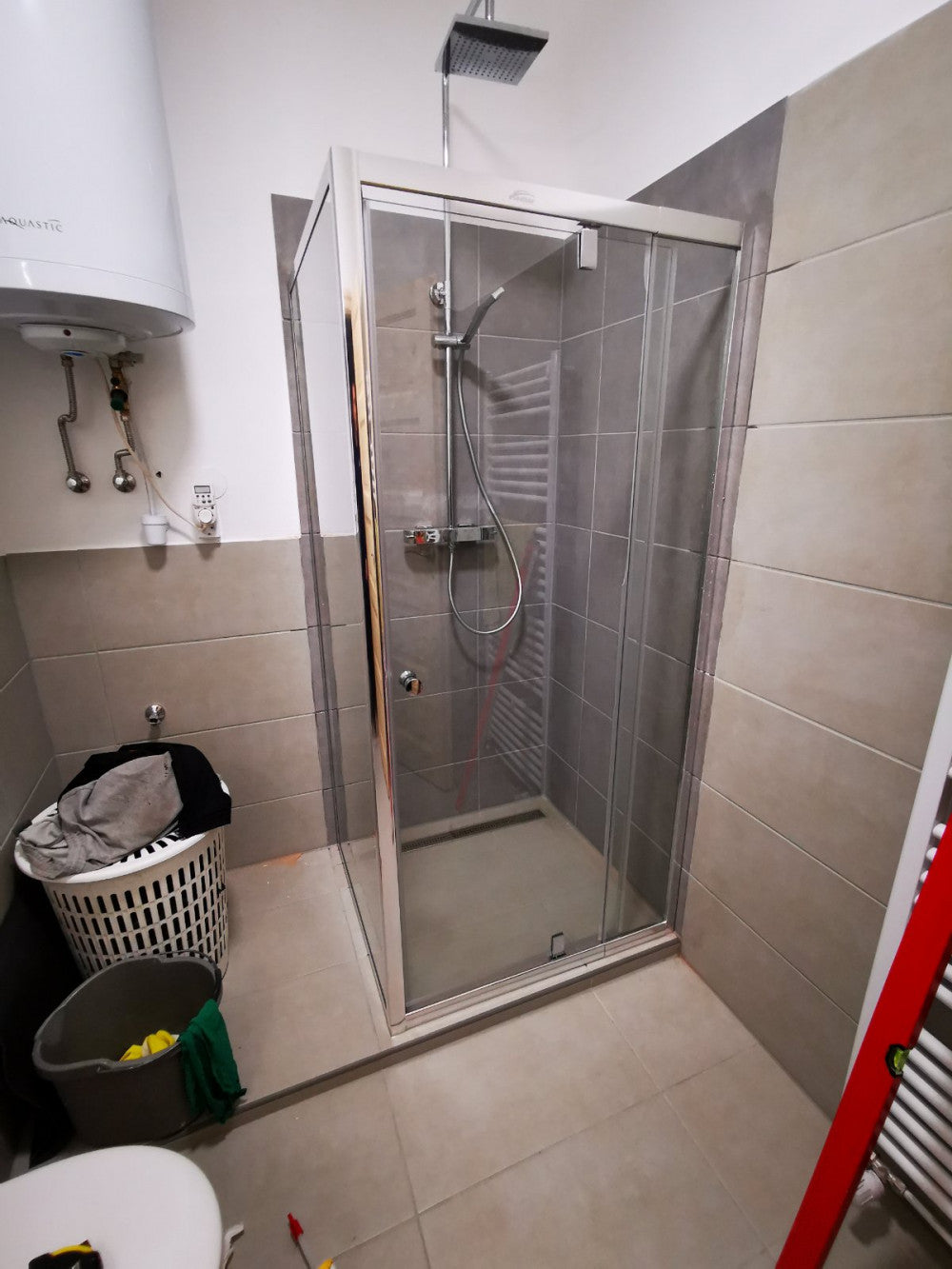 Flexi 80x90 cm sarokba szerelhető aszimmetrikus zuhanykabin zuhanytálca nélkül