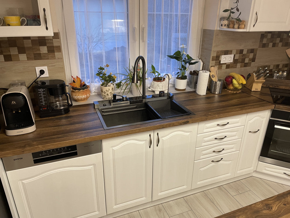 Catania multifunkciós rozsdamentes mosogató digitális csapteleppel