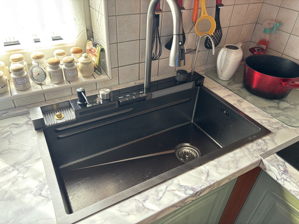 Catania multifunkciós rozsdamentes mosogató digitális csapteleppel