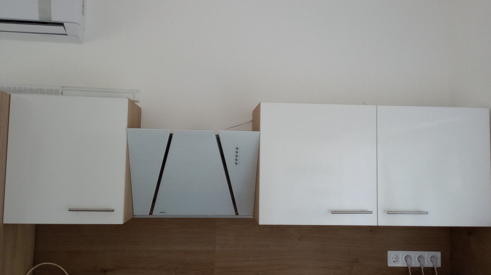 Yorki 280 sarok konyhabútor polcos kivitelben