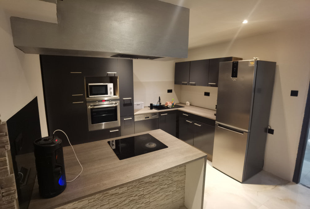 Yorki 340 sarok konyhabútor felülfagyasztós hűtős kivitelben