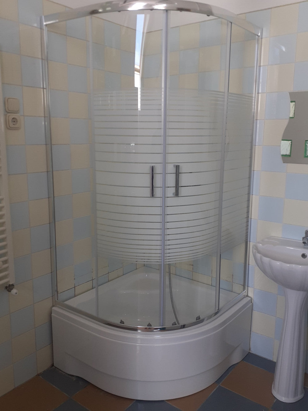 Madera 80x80x165 íves zuhanykabin tálca nélkül