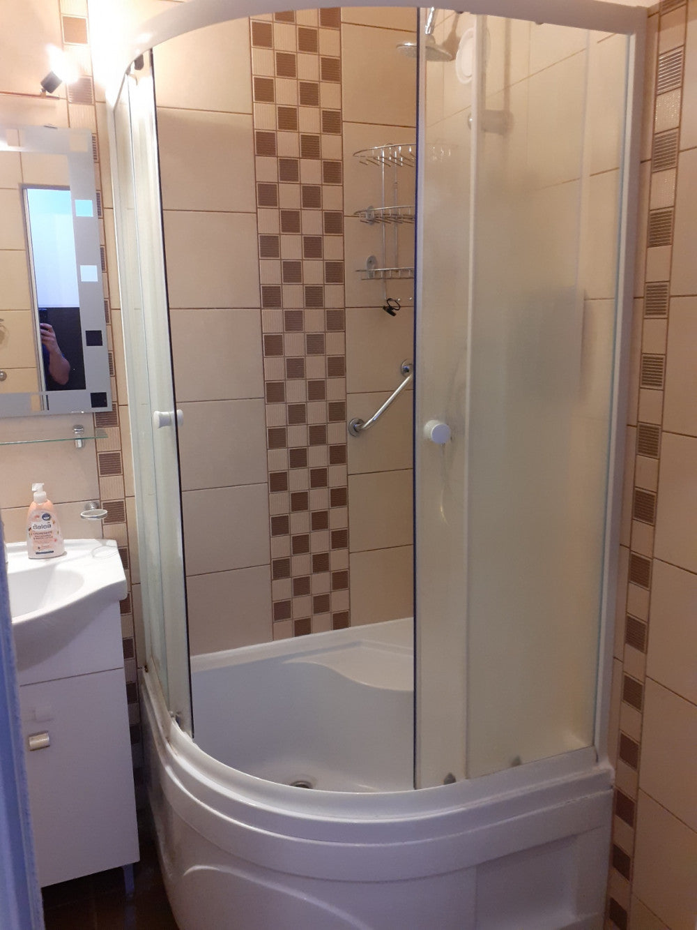 Madera 80x80x165 íves zuhanykabin tálca nélkül