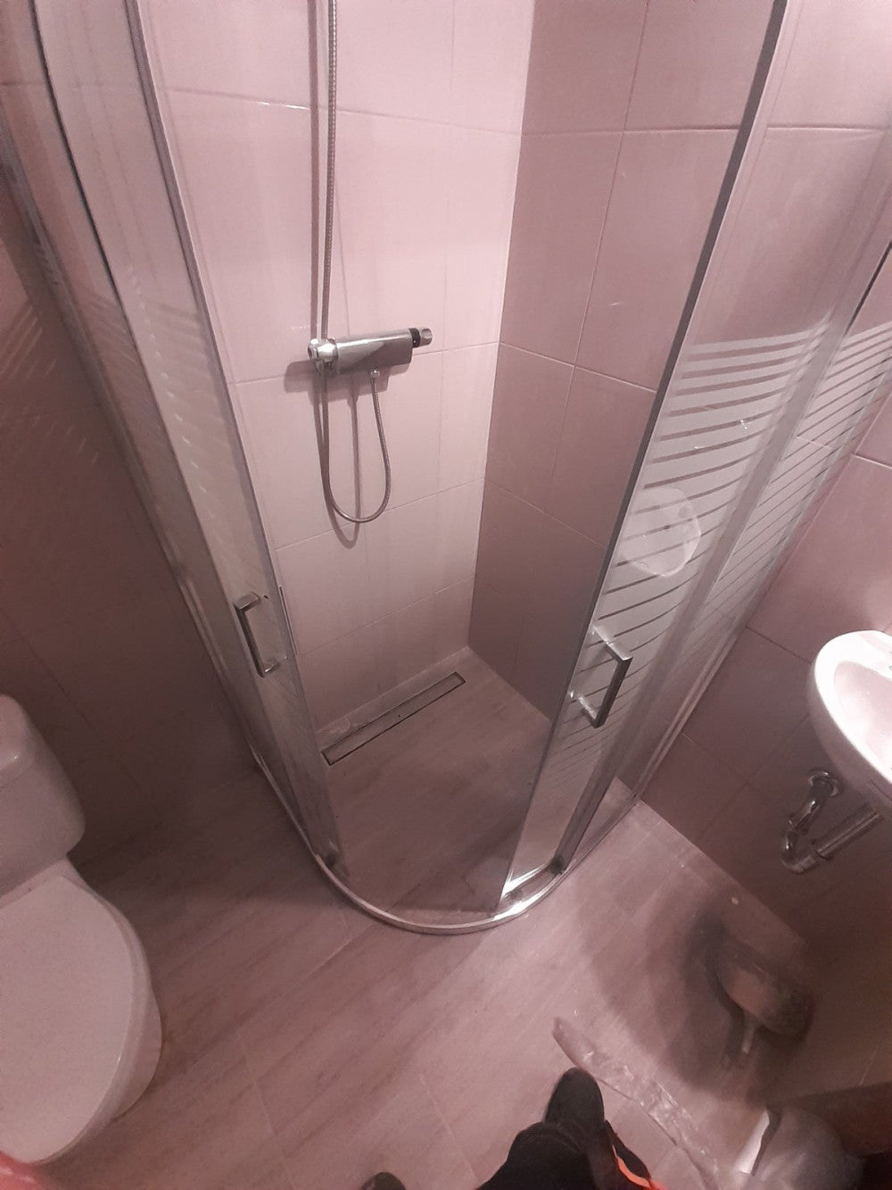 Madera 80x80x190 íves zuhanykabin tálca nélkül