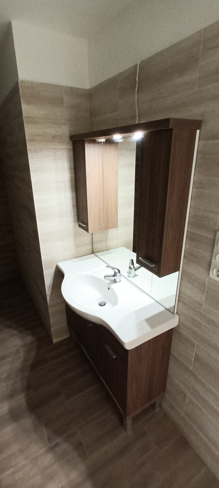 Nerva 105 komplett fürdőszobabútor, Sonoma tölgy