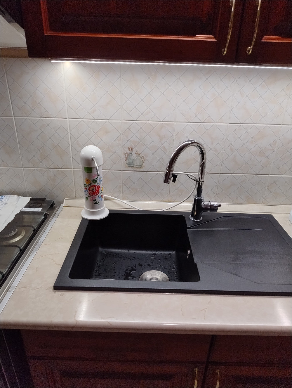 Gori szögletes egy medence + csepegtető gránit mosogató szifonnal bézs