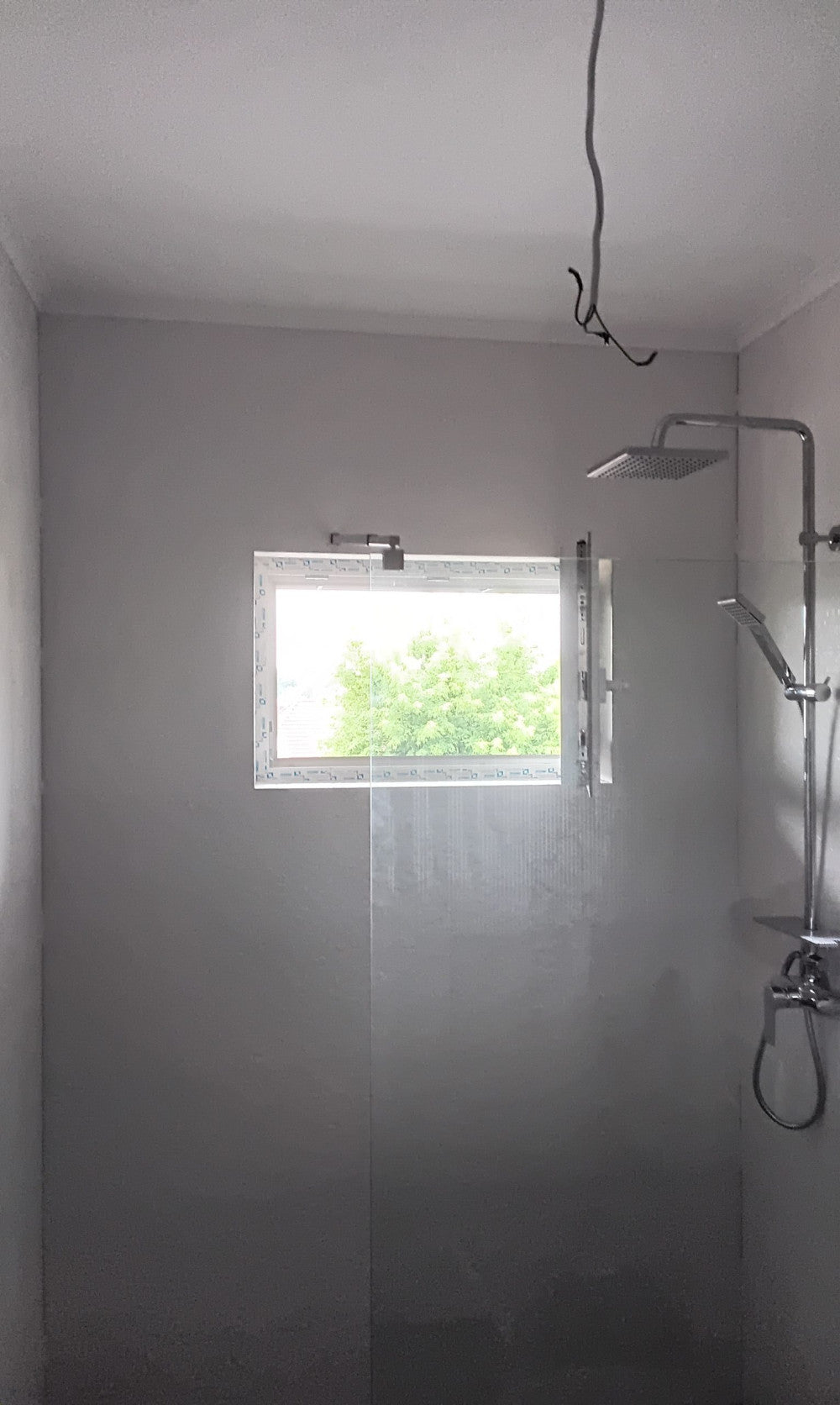 River walk in zuhanyfal 70x190 cm fekete