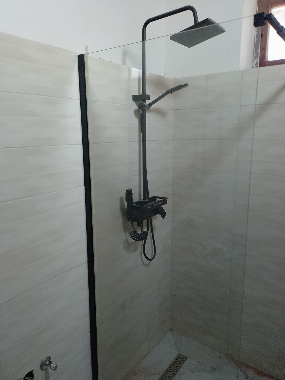 River walk in zuhanyfal 70x190 cm fekete