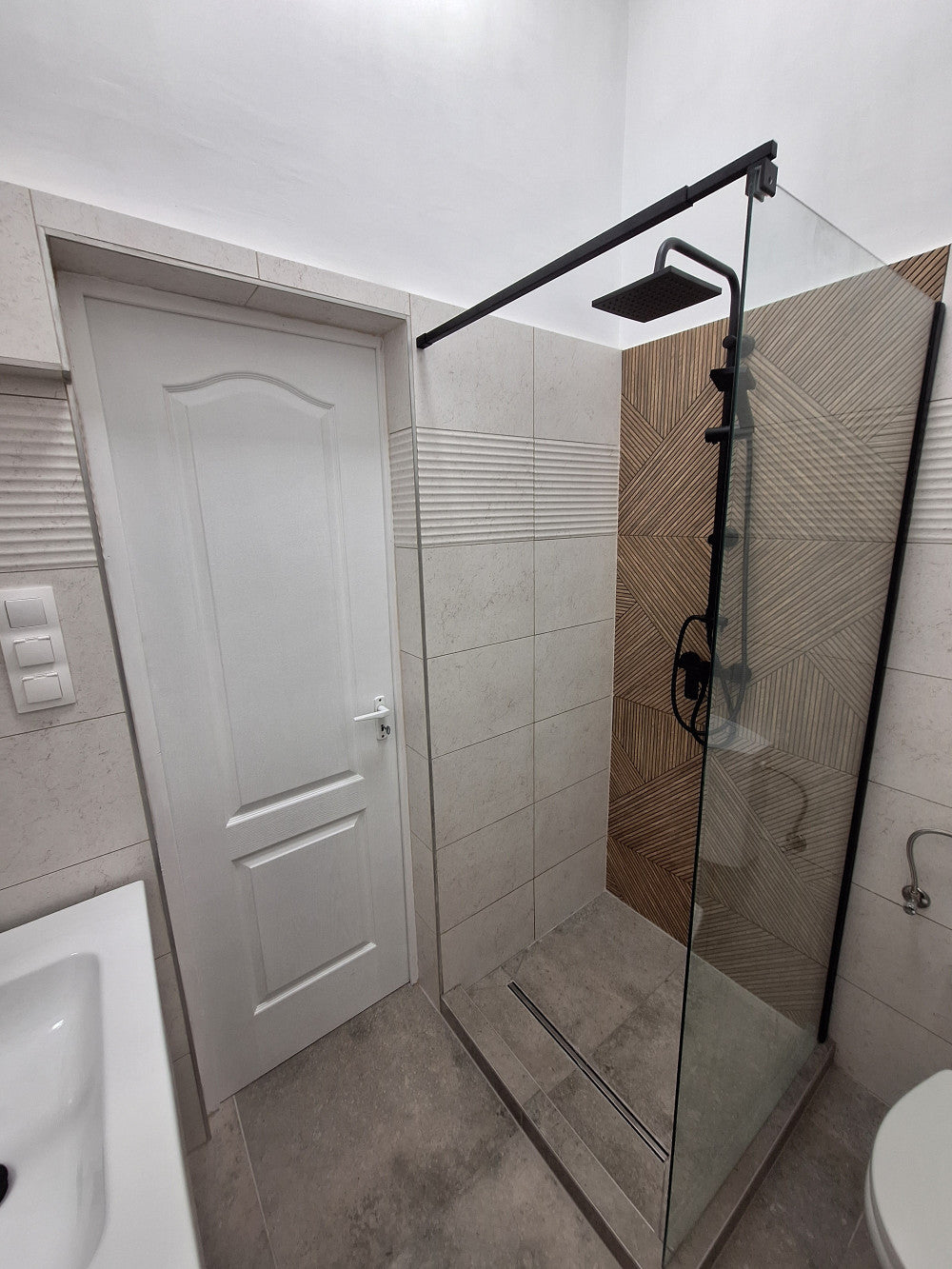 River walk in zuhanyfal 70x190 cm fekete