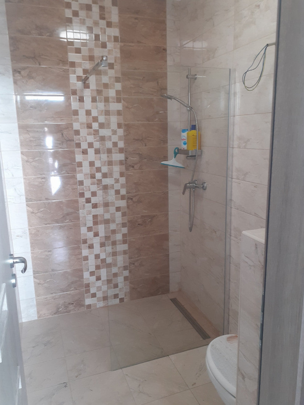 River walk in zuhanyfal 70x190 cm fekete