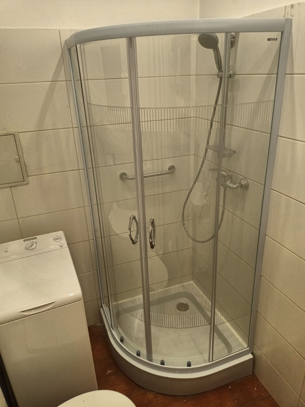 XENIA 80x80 cm íves zuhanykabin zuhanytálcával