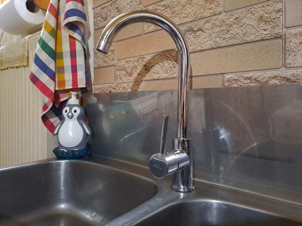 Noril mosogató csaptelep fekete